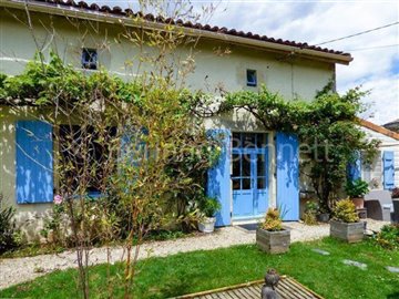 Maison de 2 chambres à vendre à Civray