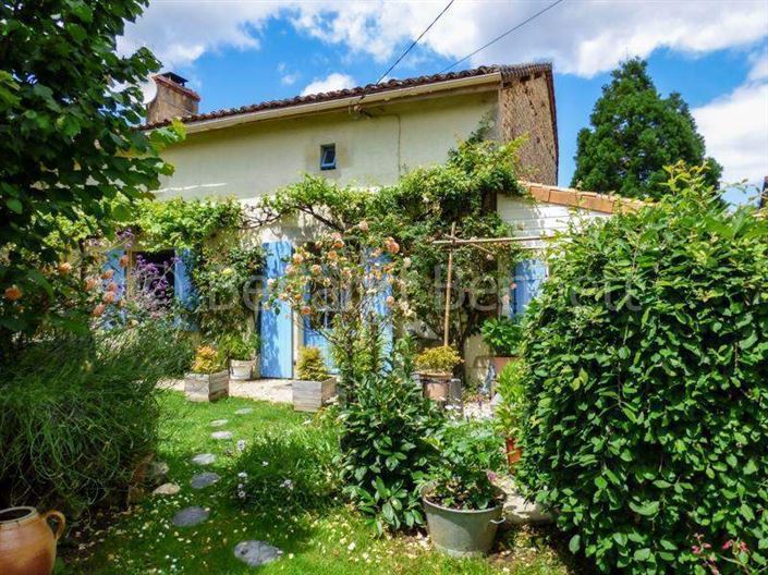 Image No.22-Maison de 2 chambres à vendre à Civray