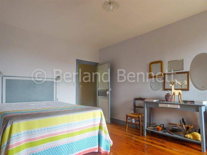 Image No.12-4 Bed House for sale