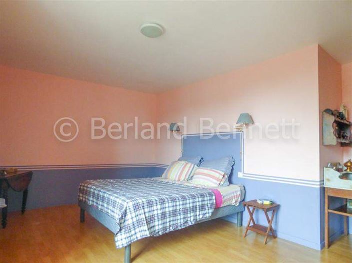 Image No.15-4 Bed House for sale