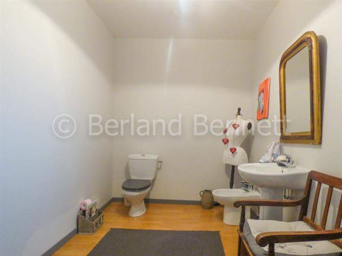 Image No.16-4 Bed House for sale