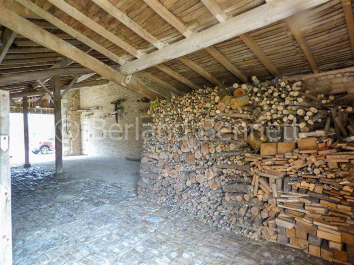 Image No.18-4 Bed House for sale