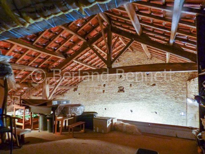 Image No.22-4 Bed House for sale