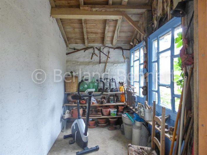 Image No.25-4 Bed House for sale