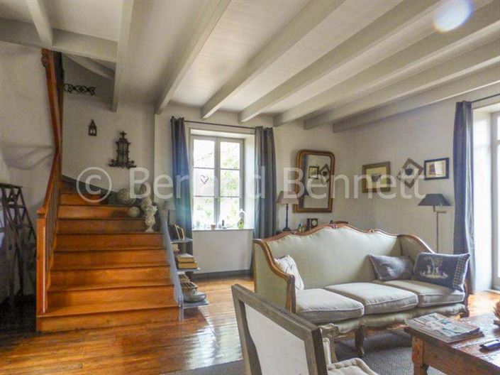 Image No.8-4 Bed House for sale