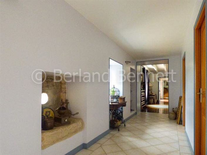 Image No.9-4 Bed House for sale