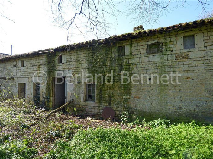 Image No.10-5 Bed House for sale