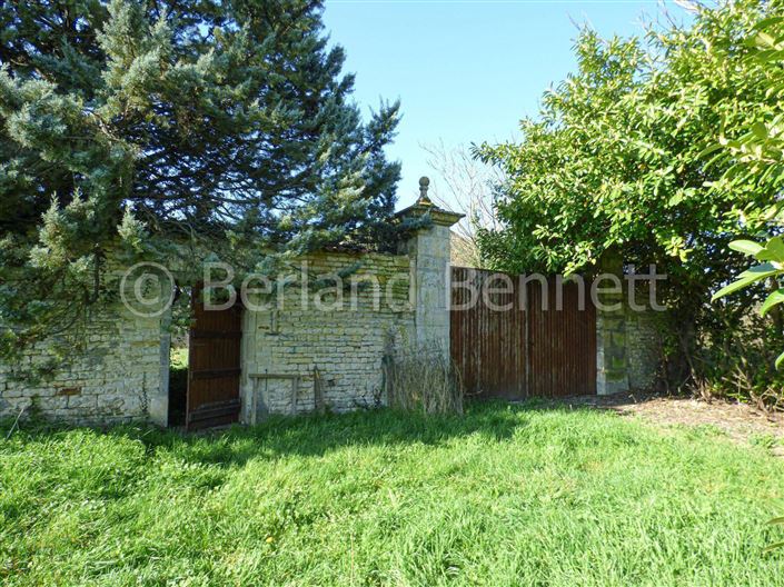 Image No.13-5 Bed House for sale