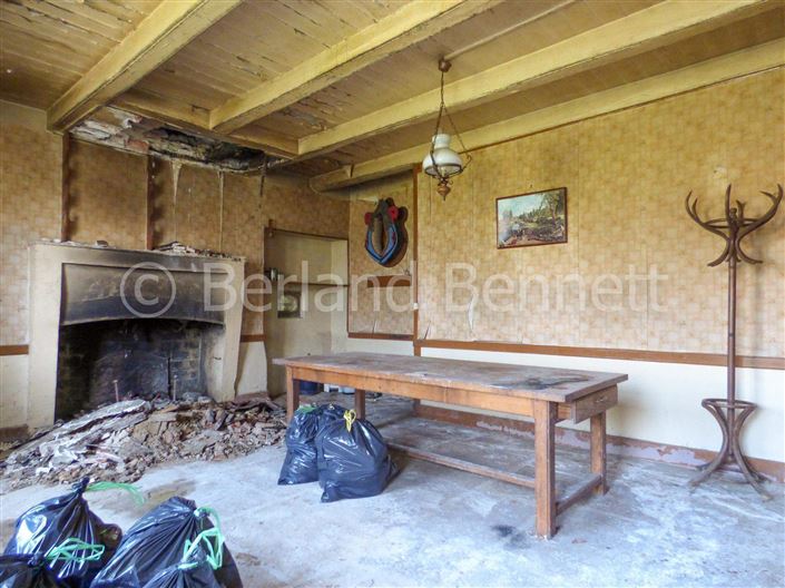 Image No.2-5 Bed House for sale