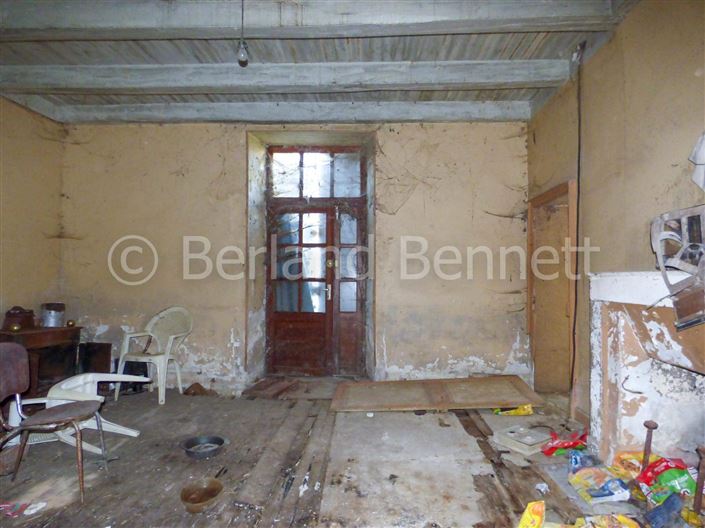 Image No.6-5 Bed House for sale