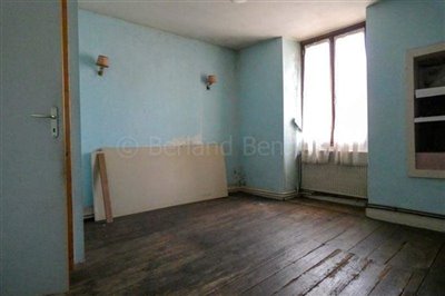 4db58761-4b73-8467-aeef-9537264025ec