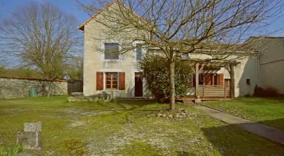 1 - Charente, Maison