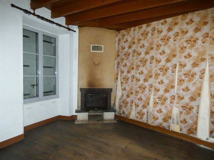 Image No.10-8 Bed House for sale