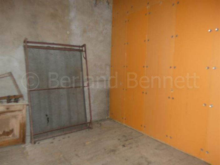 Image No.14-8 Bed House for sale