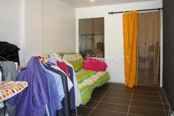 Image No.8-3 Bed House for sale