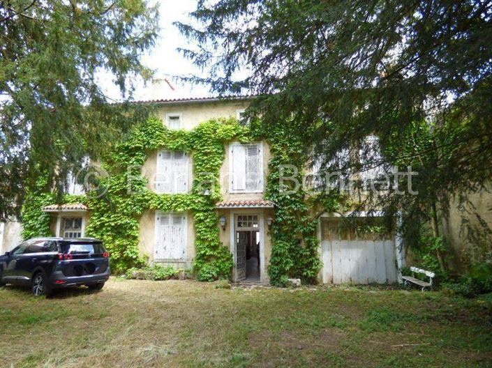 Image No.1-Maison de 4 chambres à vendre à Chef-Boutonne