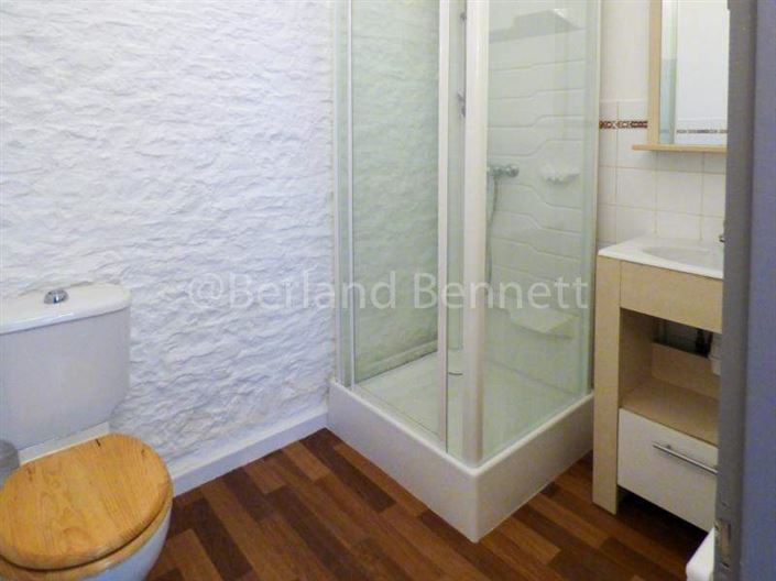 Image No.7-2 Bed House for sale