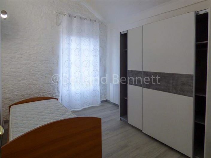 Image No.8-2 Bed House for sale