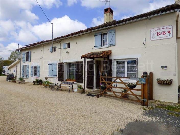 Image No.1-5 Bed House for sale