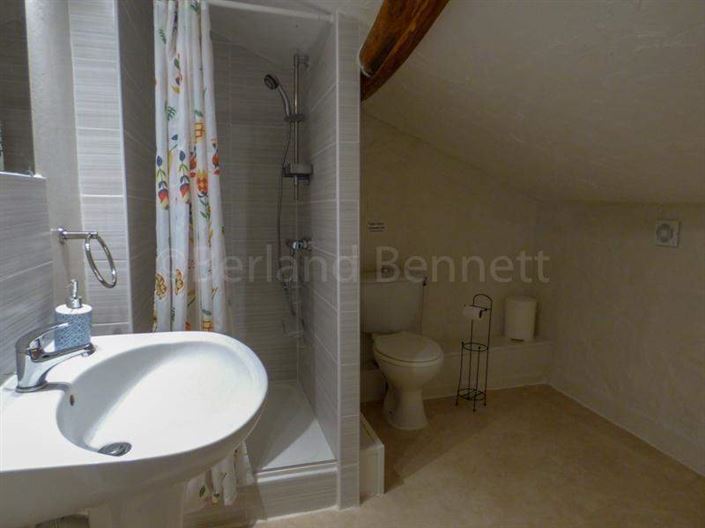 Image No.16-9 Bed House for sale