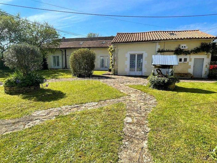 Image No.19-9 Bed House for sale