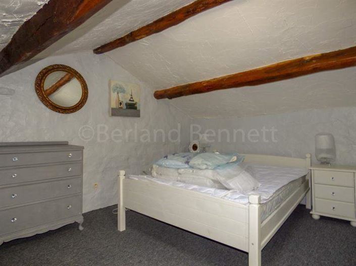 Image No.28-9 Bed House for sale