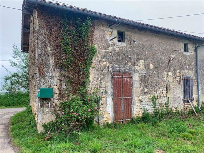Image No.1-Maison à vendre à Sauzé-Vaussais