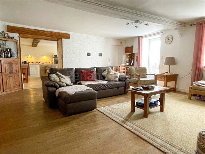 Image No.6-3 Bed House for sale