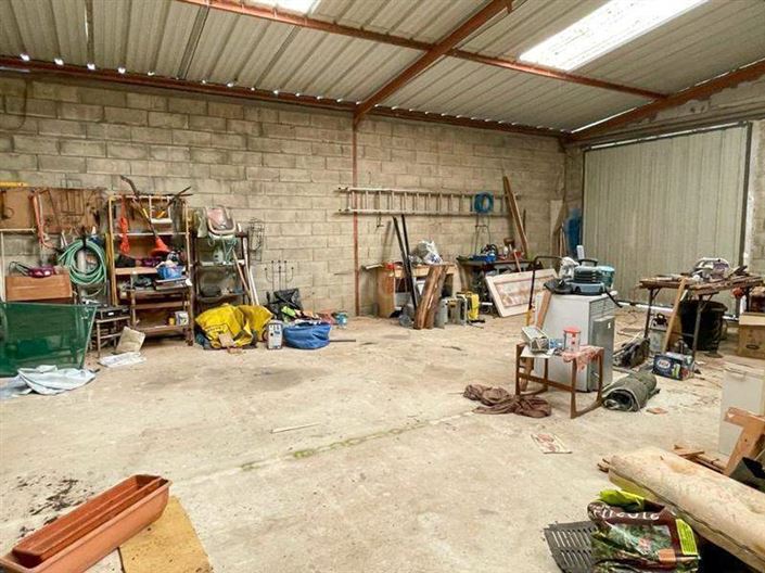 Image No.18-3 Bed House for sale