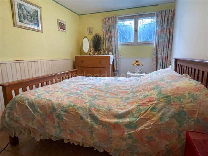 Image No.6-3 Bed House for sale