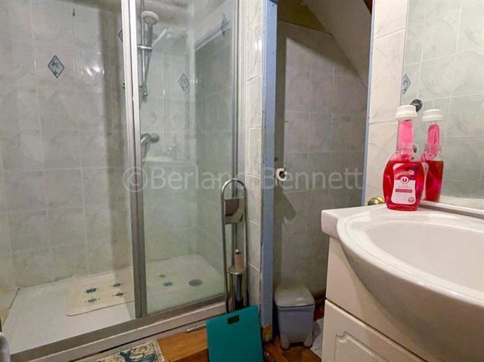 Image No.7-3 Bed House for sale