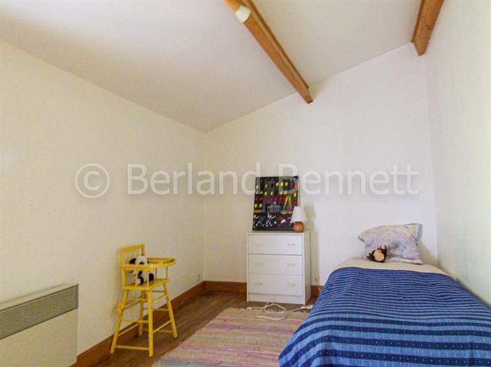 Image No.20-6 Bed House for sale