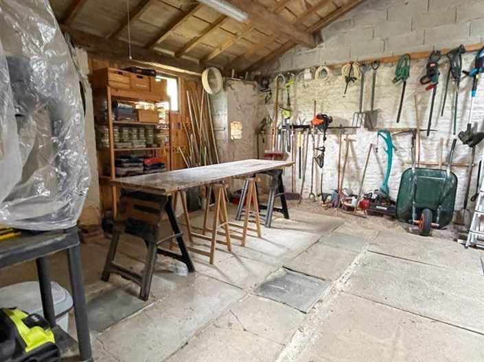 Image No.17-3 Bed House for sale