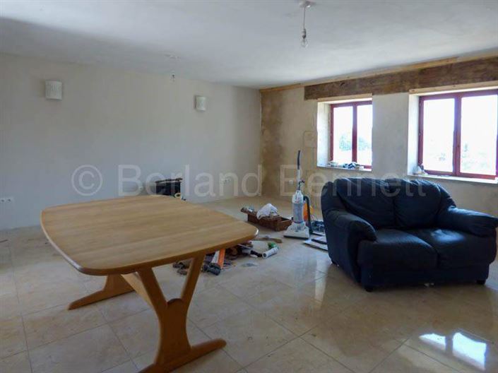 Image No.3-3 Bed House for sale