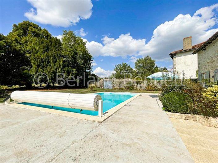 Image No.22-Maison de 5 chambres à vendre à Civray