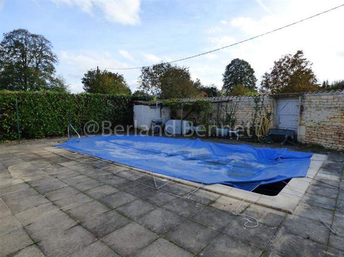 Image No.18-4 Bed House for sale