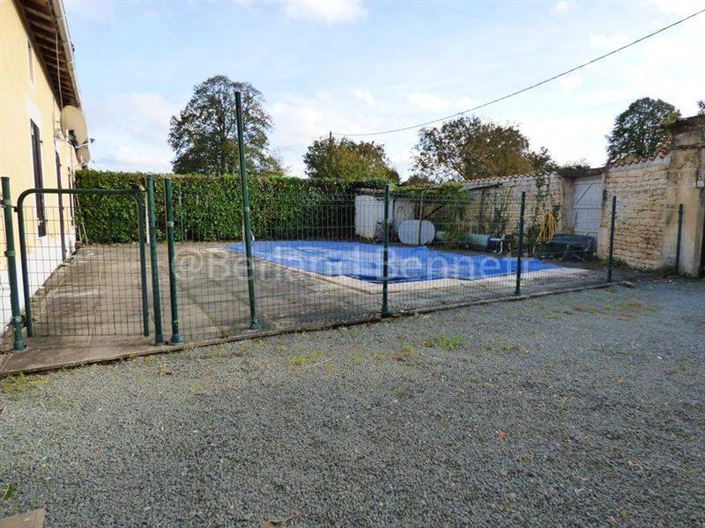 Image No.19-4 Bed House for sale