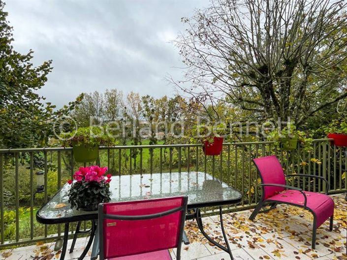 Image No.18-4 Bed House for sale