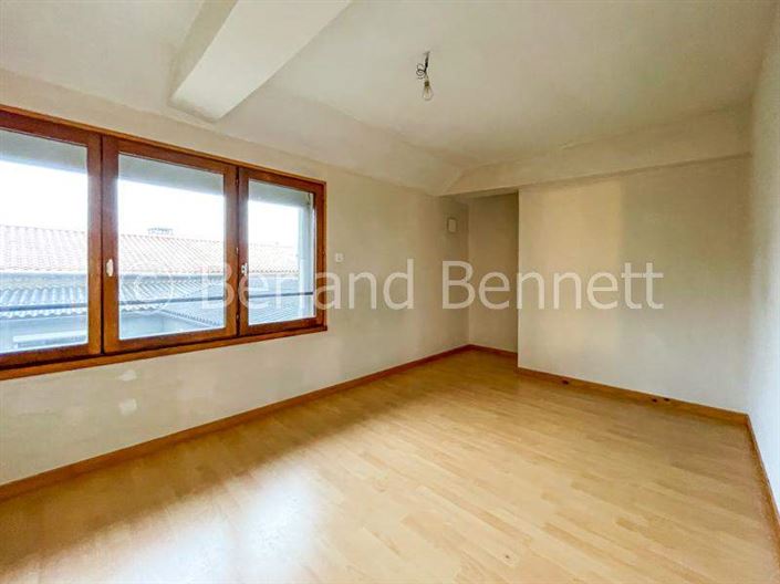 Image No.21-3 Bed House for sale