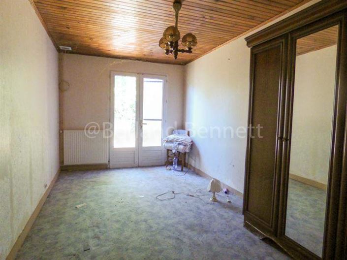 Image No.8-Maison de 2 chambres à vendre à Chef-Boutonne