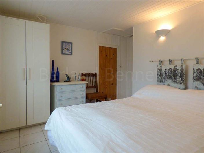 Image No.15-3 Bed House for sale