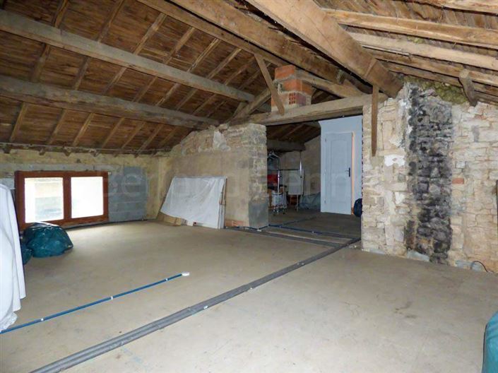 Image No.20-3 Bed House for sale