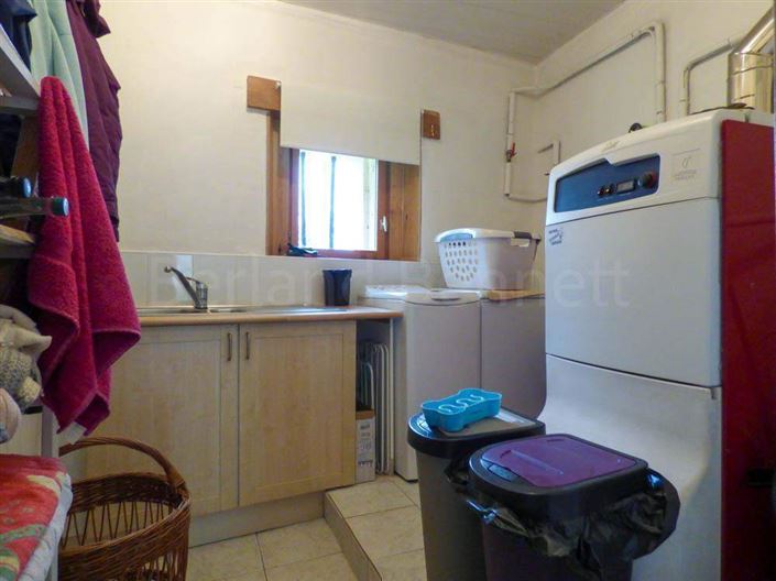 Image No.9-3 Bed House for sale