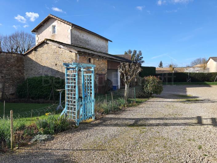 Image No.27-3 Bed House for sale