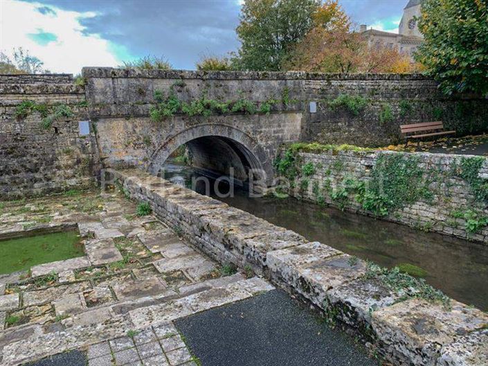 Image No.22-4 Bed House for sale