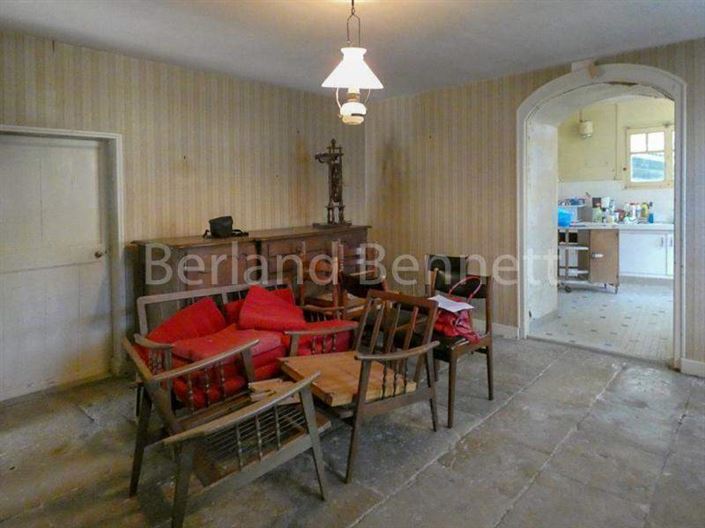 Image No.6-4 Bed House for sale