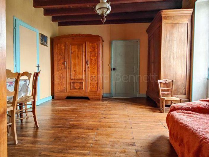 Image No.5-Maison de 2 chambres à vendre à Lezay