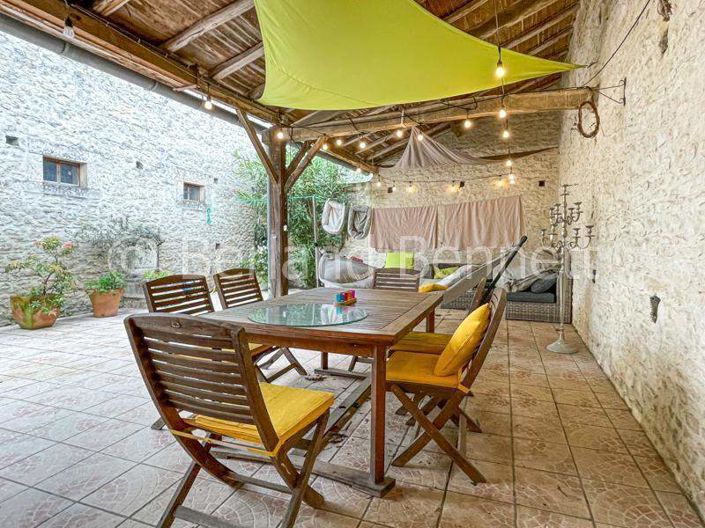 Image No.21-4 Bed House for sale