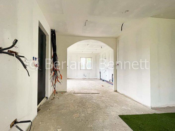 Image No.7-3 Bed House for sale