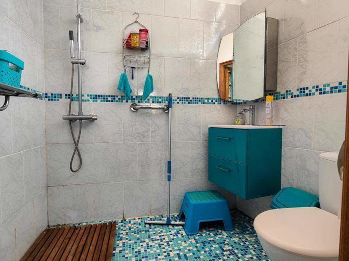 Image No.10-5 Bed House for sale